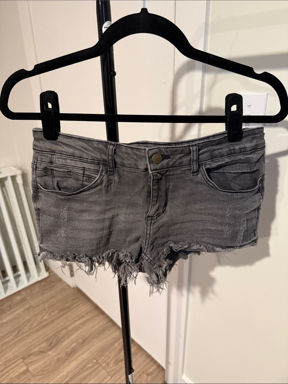 Women's Grey Frayed Hem Denim Shorts